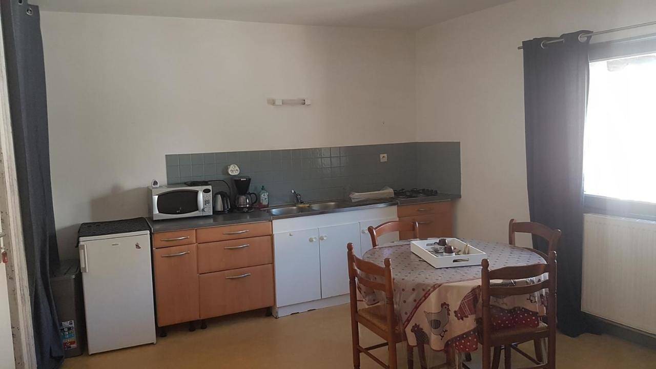 Appartement entier, Appart simple entier 1 ch à ch-gontier 1er ou 2eme étage in Château-Gontier-sur-Mayenne, Mayenne