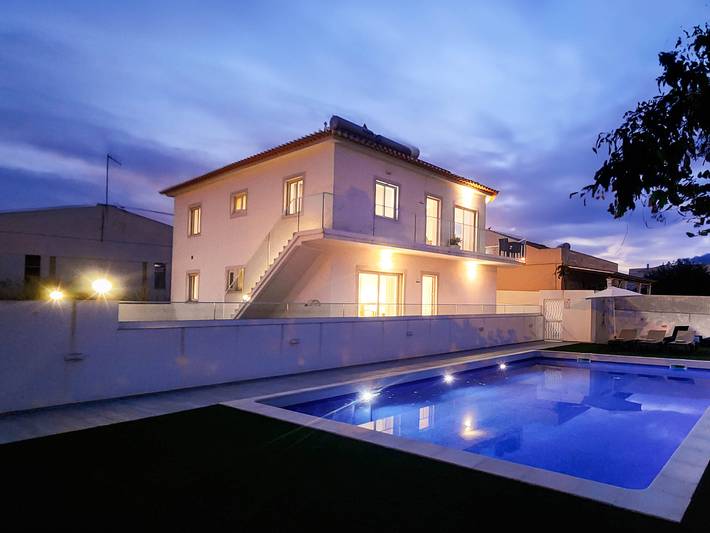 Casa de férias para 8 pessoas, com piscina e terraço, com animais de estimação em Ferreiras