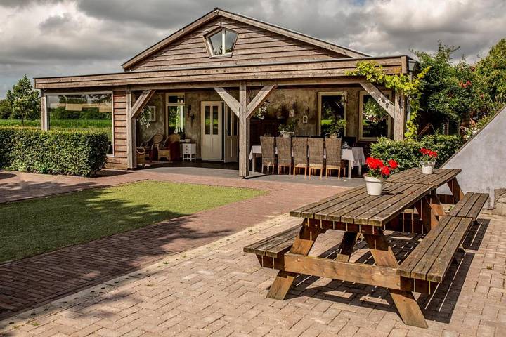 Maison d’hôte pour 16 personnes, avec Terrasse ainsi que Jardin et Sauna aux Pays-Bas