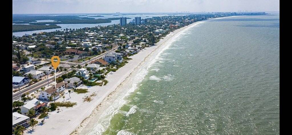 Vacation rental for 6 people, with terrace and pool in Lehigh Acres