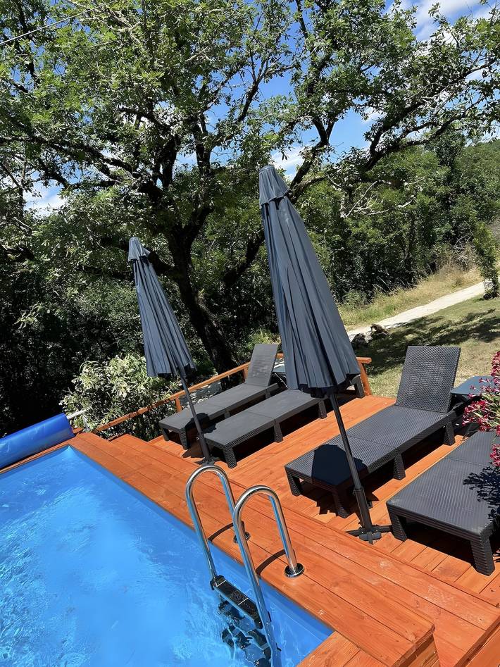 Casa rural '"Le Nid Douillet"' con piscina privada, terraza privada y wifi in Anthé, Quercy