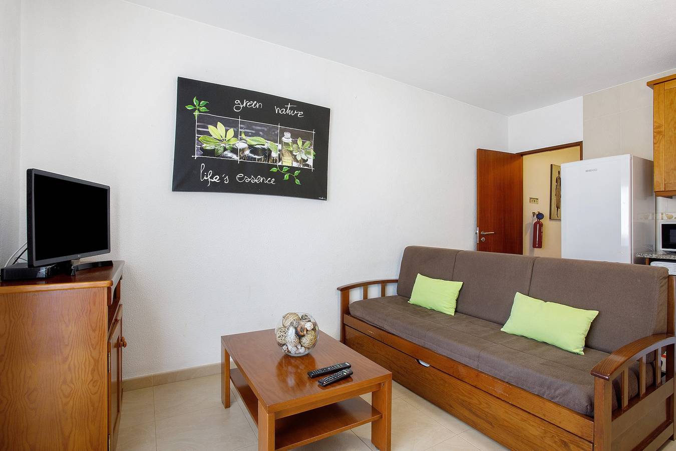 Ganze Wohnung, Apartment 'Campo Mar - T1 Vista Praia' mit Meerblick, Balkon und Wlan in Praia de São Martinho do Porto, São Martinho do Porto