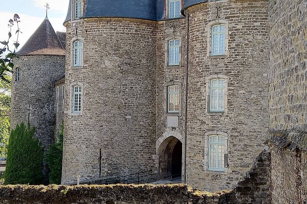 Appartement entier, Le Gîte du Château Ii : Appartement Avec Jolie vue in Boulogne-sur-Mer, Région de Boulogne-sur-Mer