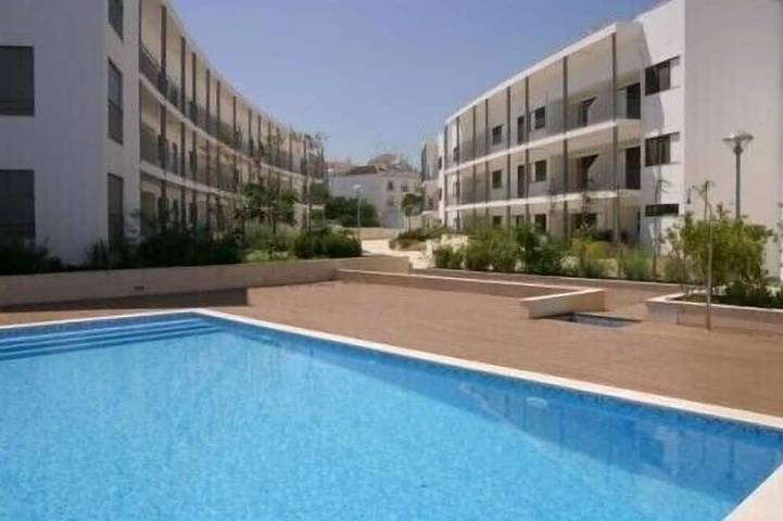 Apartamento de vacaciones para 6 personas, con jardín y piscina - 1