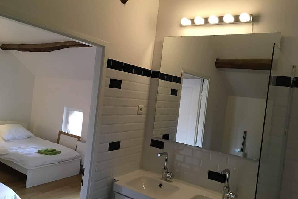 Le Cottage - Ferme de Pontaly in Bailly, Yvelines