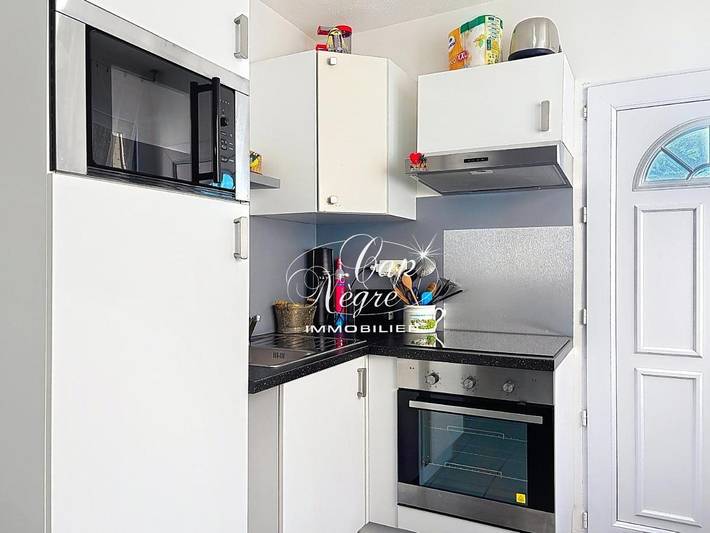 Gîte pour 4 personnes, avec terrasse dans Plage De Sainte Claire - 3