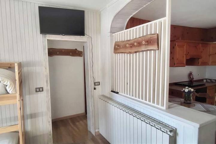 Gîte pour 4 personnes, avec Jardin à Colere - 2