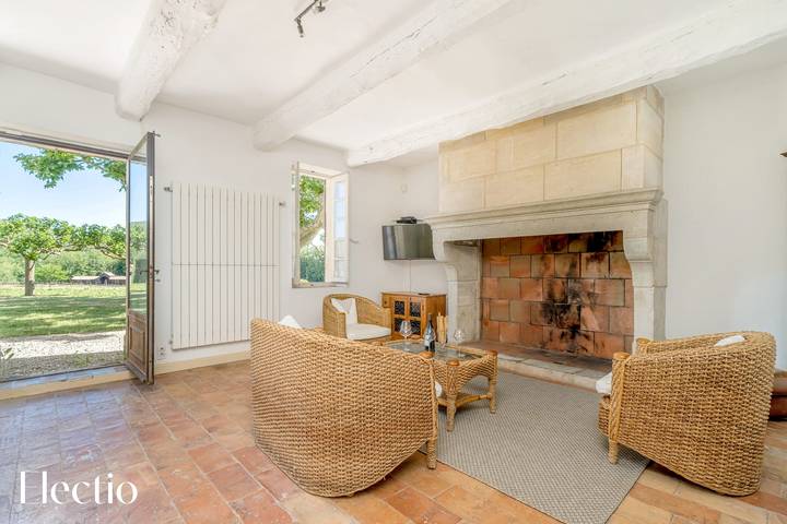 Location de vacances pour 4 personnes, avec jardin ainsi que piscine et terrasse à Le Puy-Sainte-Réparade - 3