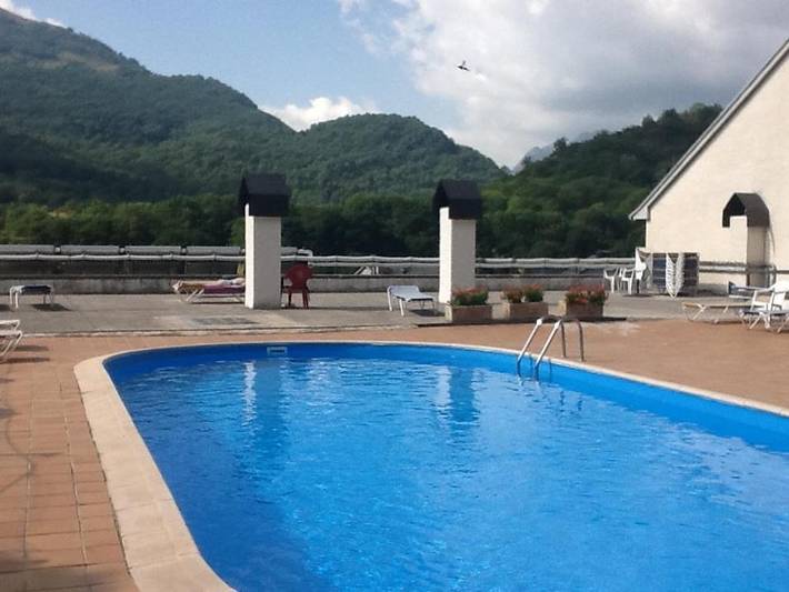 Hotel para 2 personas, con terraza además de piscina y jardín - 1
