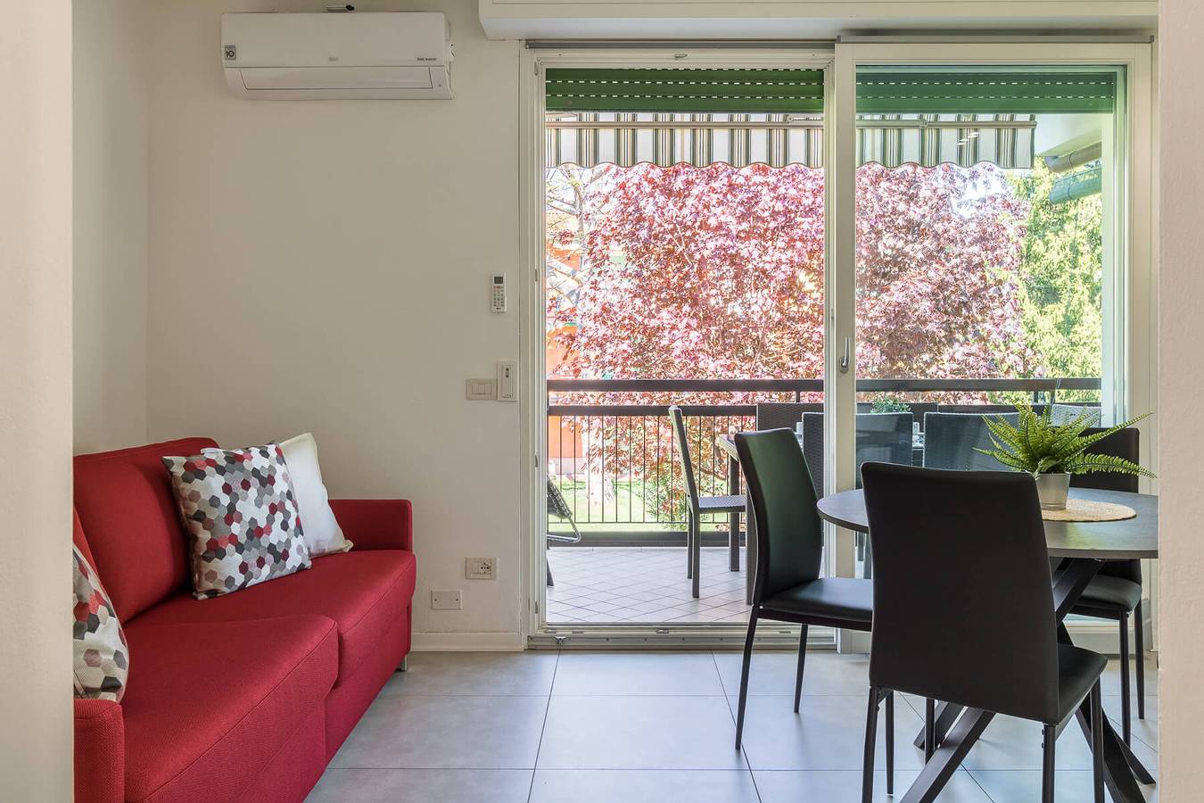 Geheel appartement, Il Professore Lakefront by Garda Fewo in Manerba del Garda, Garda Bergen