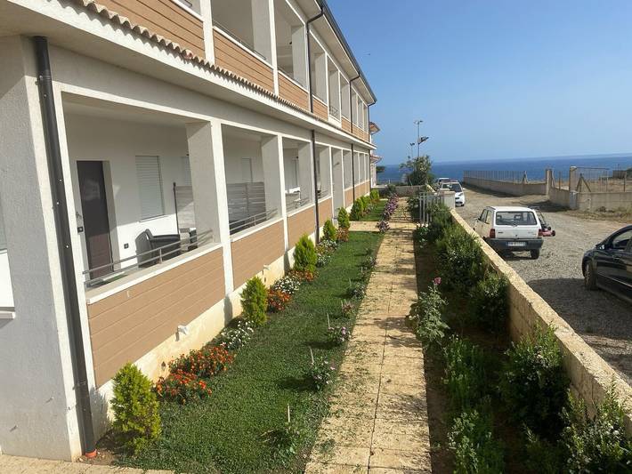 Ganze Wohnung, Ferienwohnung "Capo Rizzuto 3" mit Meerblick, privater Terrasse und Wlan in Isola di Capo Rizzuto, Crotone Provinz