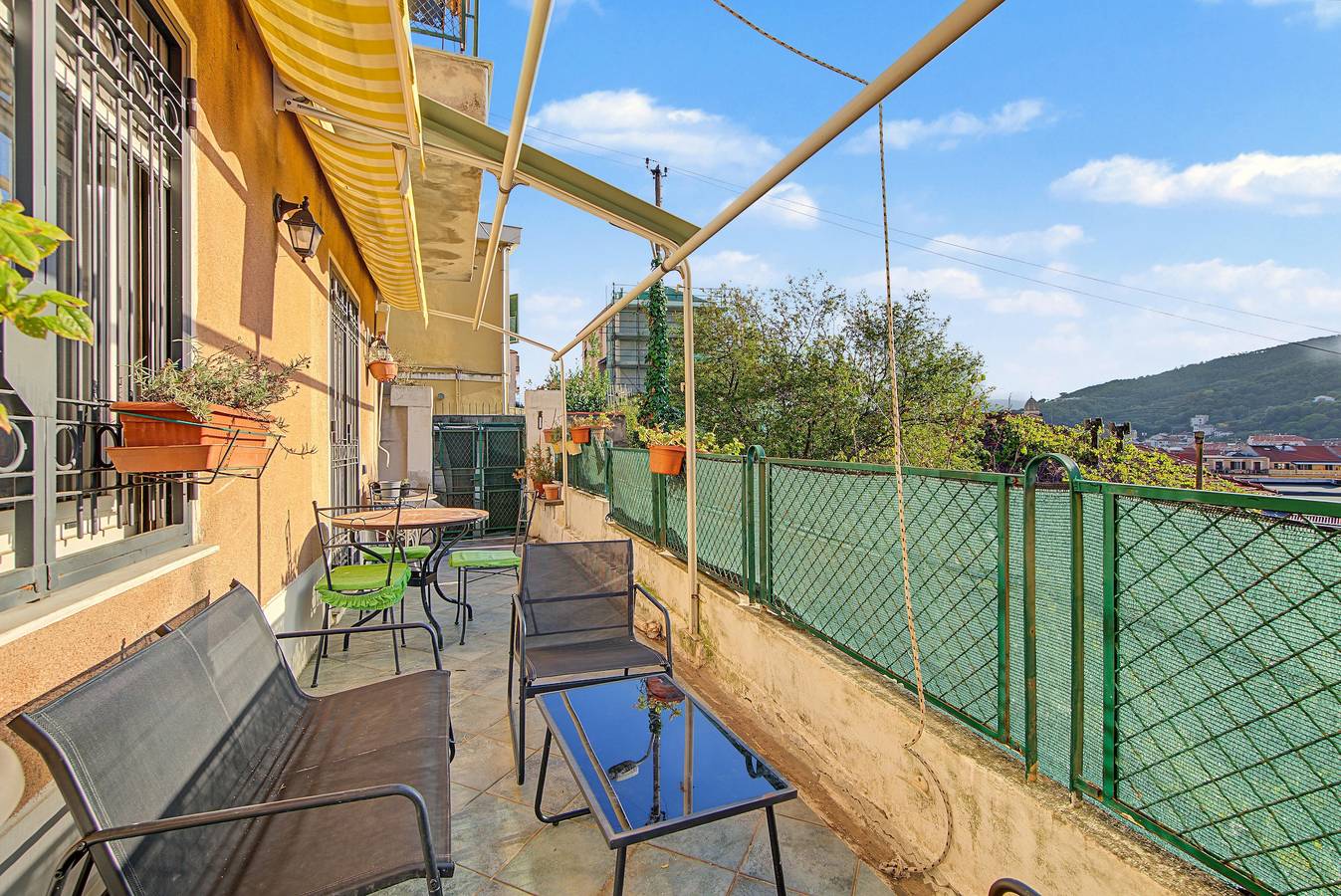 Appartamento intero, Appartamento "La Cicogna Blu" con terrazzo privato e aria condizionata in Savona (Città), Savona