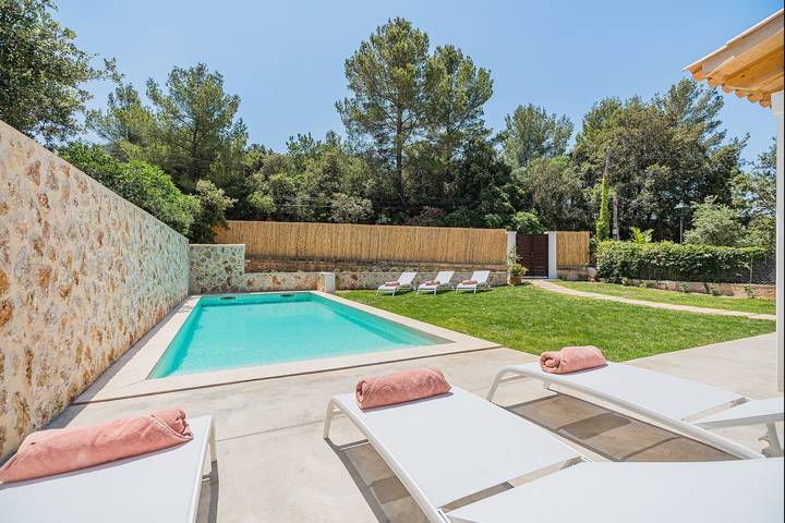 Luxus-Finca für 6 Personen, mit Pool und Garten, kinderfreundlich in Pollença - 3