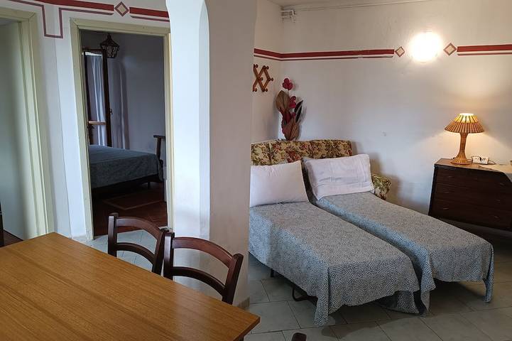 Accogliente casa vacanze, immersa nel verde e con spettacolare vista mare:relax! in Villaggio Turas, Bosa
