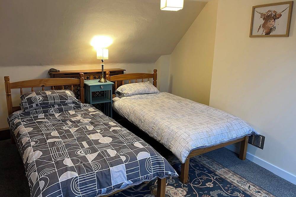 Charming cosy cottage in the heart of New Galloway in Loch Ken, Dumfries und Galloway