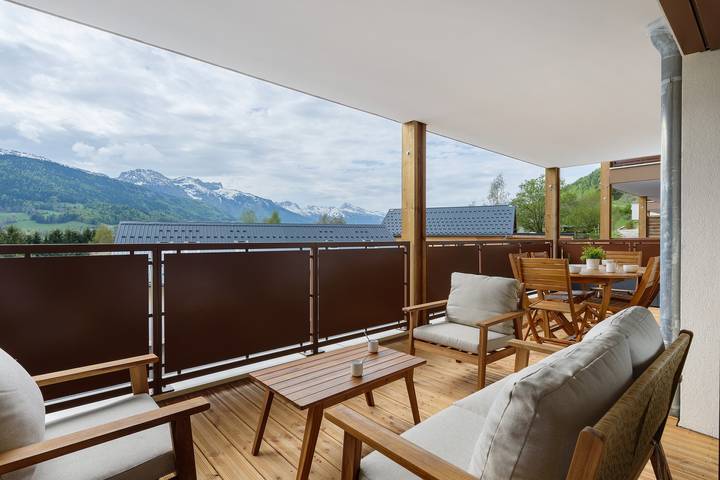 Ganze Wohnung, Appartement „Écrin Montagnard – Horizon Vercors“ mit Bergblick und Balkon in Lans-en-Vercors, Parc naturel régional du Vercors