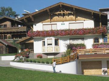 Cottage pour 4 personnes, avec jardin ainsi que vue et terrasse à Fulpmes