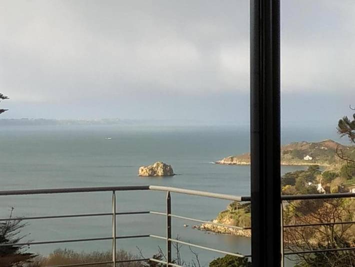Location de vacances pour 5 personnes, avec jardin ainsi que vue et terrasse dans Plage de Port-Mabo - 3