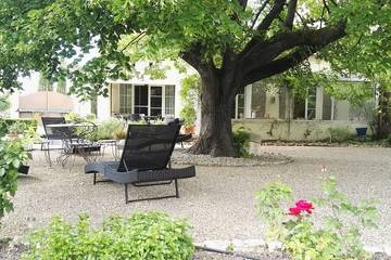 Location De Vacances pour 4 Personnes dans Pernes-les-Fontaines, Provence, Photo 1