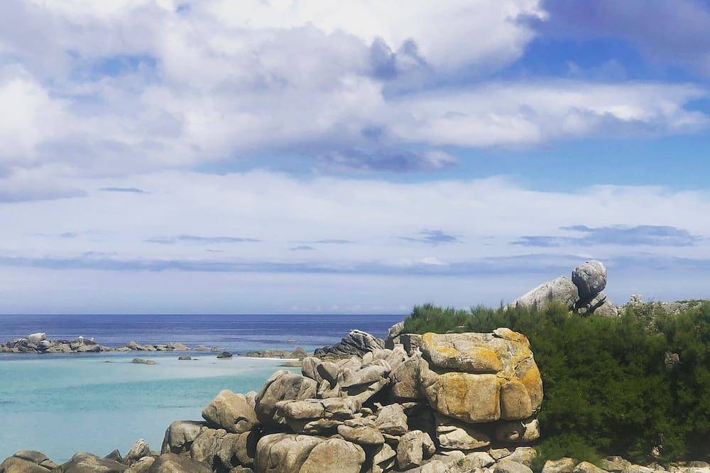 Villa Ti Ann 4 persons, sea view. stand 50 meters in Kerfissien, Cléder