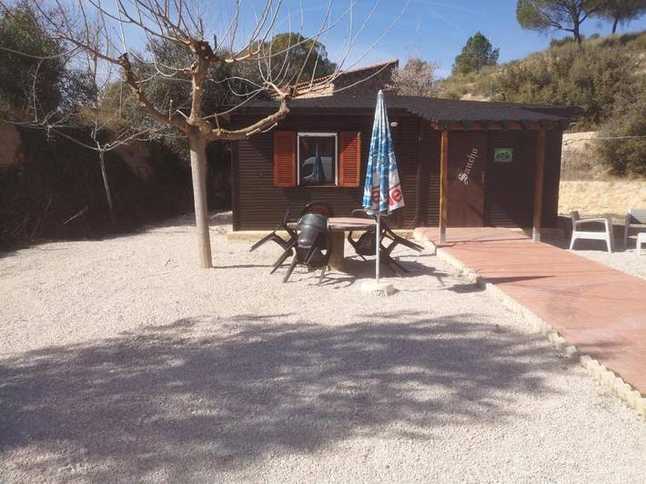 Casa rural para 5 personas, con jardín además de vistas y piscina, Se admiten mascotas en La Manchuela - 4