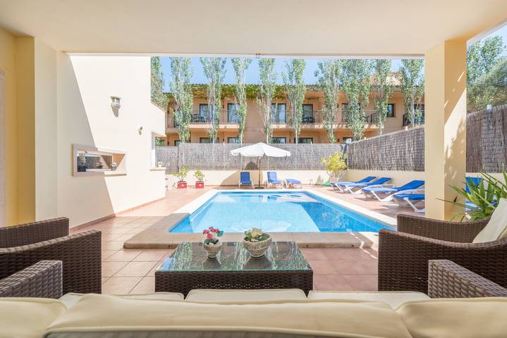 Gîte pour 8 personnes, avec jardin dans Can Picafort - 3