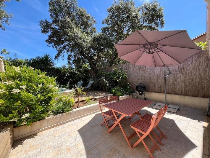 Location de vacances pour 4 personnes, avec jardin et piscine à Bédarrides - 4