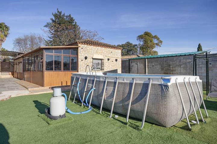 Holiday Home 'El Santiscal' with Mountain Views, Wi-Fi & Air Conditioning in El Santiscal, Arcos de la Frontera