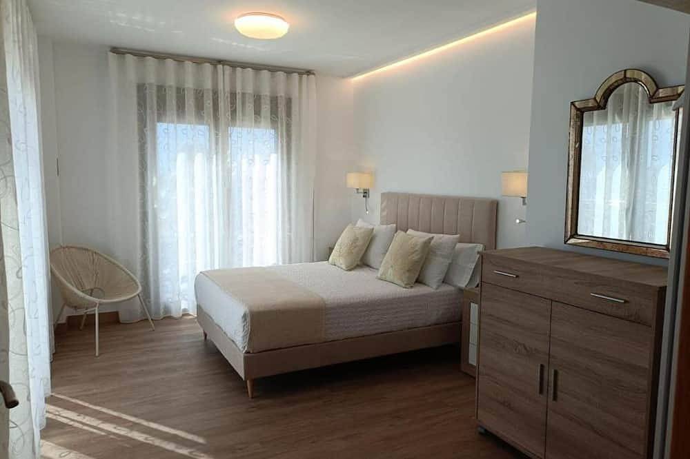 Entire apartment, 202 Apartamento San Nicolas Mediterraneo Apto Vacacional Vistas al mar en Adra in Adra, Costa de Almería