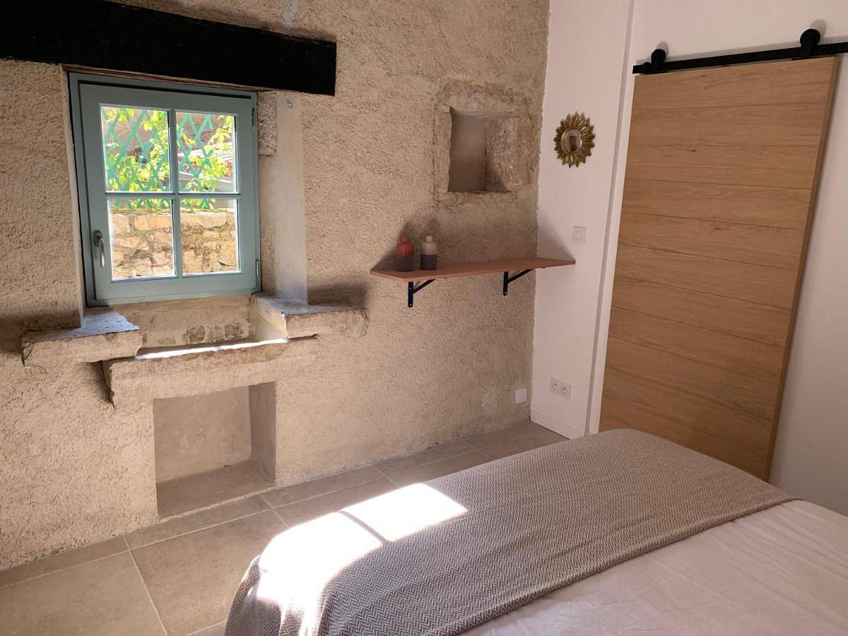 Double Room with Private Bathroom in Bruniquel, Tarn-et-Garonne