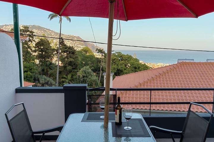 Casa de férias para 2 pessoas, com varanda no Funchal