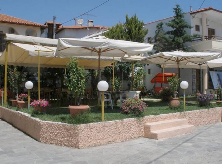 Hôtel pour 2 personnes, avec vue ainsi que balcon et jardin dans Ormos Panagias - 4