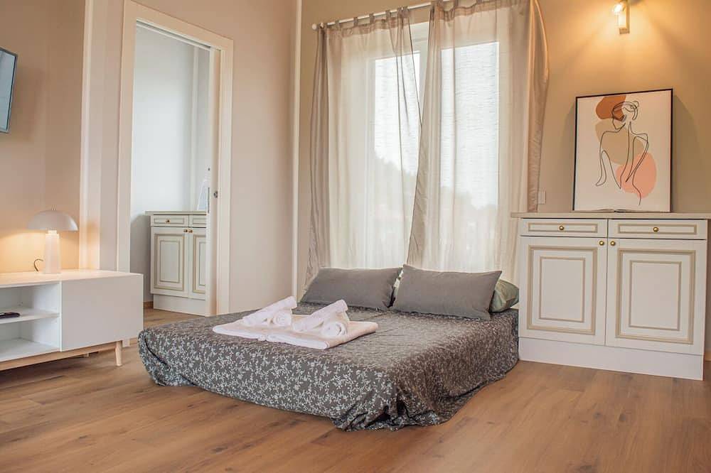Ganze Wohnung, [martinèt] Raffinatezza e Panorama con Terrazza 30m Vista Langhe in Bra, Langhe