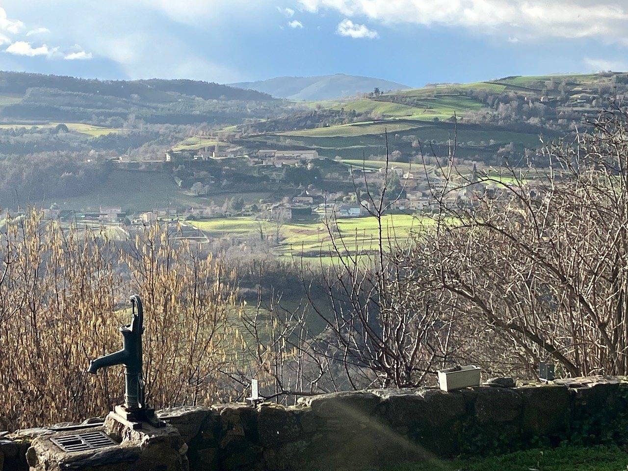 La Ferme de Blanc - Chambre Le châtaignier in Saint-Sylvestre (Rhône-Alps), Région de Tournon-sur-Rhône
