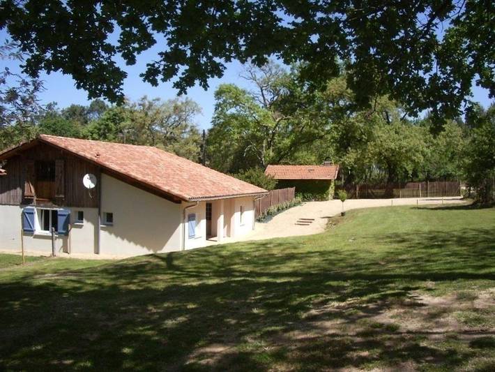 Location de vacances pour 6 personnes, avec Terrasse et Jardin à Campagne (Landes)