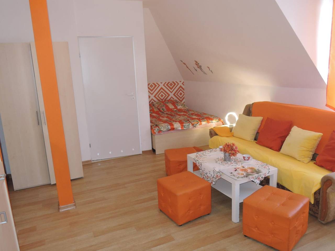 Geheel appartement, Vakantiehuis Dziwnówek bij Oostzeestrand in Dziwnówek, Baltic Sea Pomerania