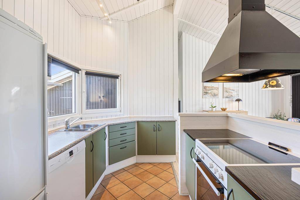 Family-friendly holiday home with sauna and outdoor bath in Skodbjerge, Haurvig