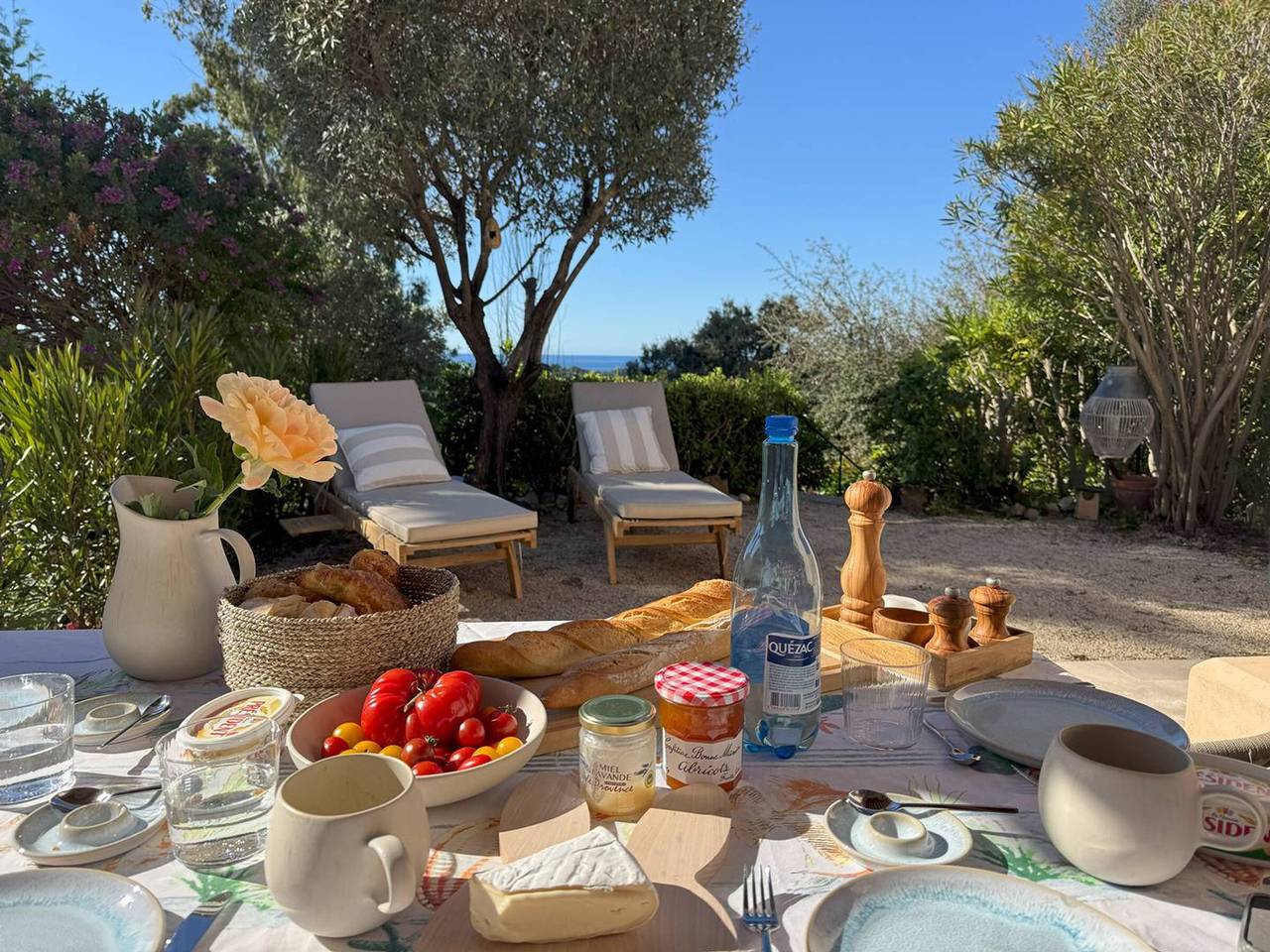 Maison rénovée 2 chambres, terrasse vue mer in La Croix-Valmer, Région de Draguignan