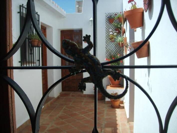 Chambre d’hôte pour 2 personnes, avec piscine et jardin ainsi que terrasse et vue à Arenas - 2