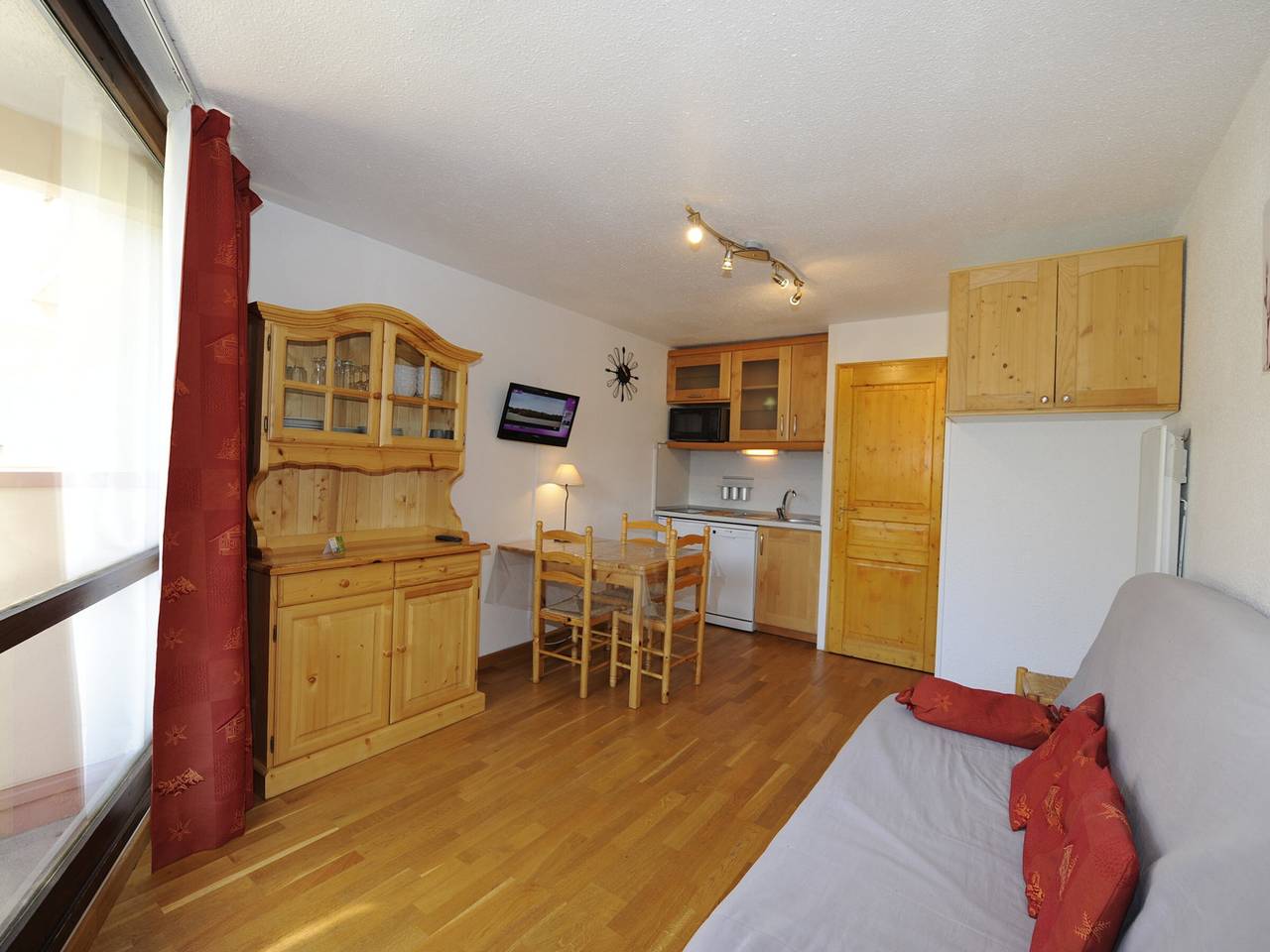Ganzes Studio, Gemütliches Studio · Ski-in/Ski-out · Südbalkon in Les Menuires, Saint-Martin-de-Belleville