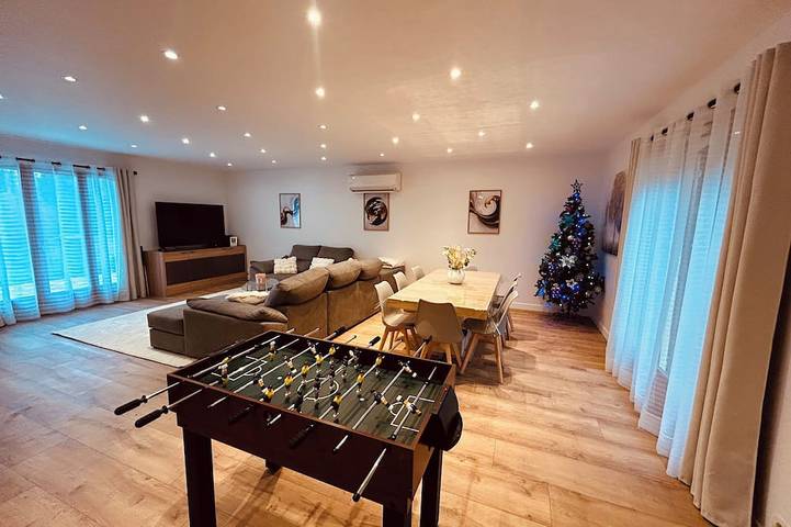Location de vacances pour 8 personnes, avec Terrasse et Jardin à Saint-Père (Nièvre)