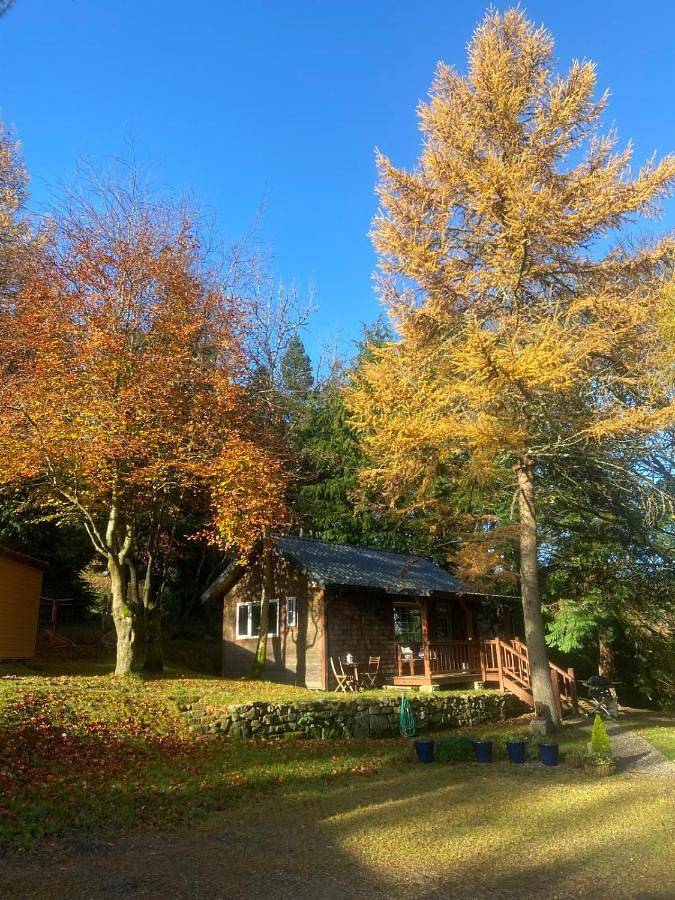 Holiday rental for 2 people, with hot tub and terrace as well as garden in Ireland