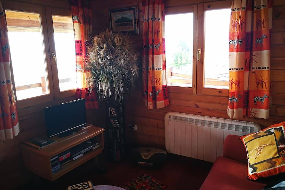 Beautiful wooden house with stunning views in Valle de Losa, Cordillera Cantábrica