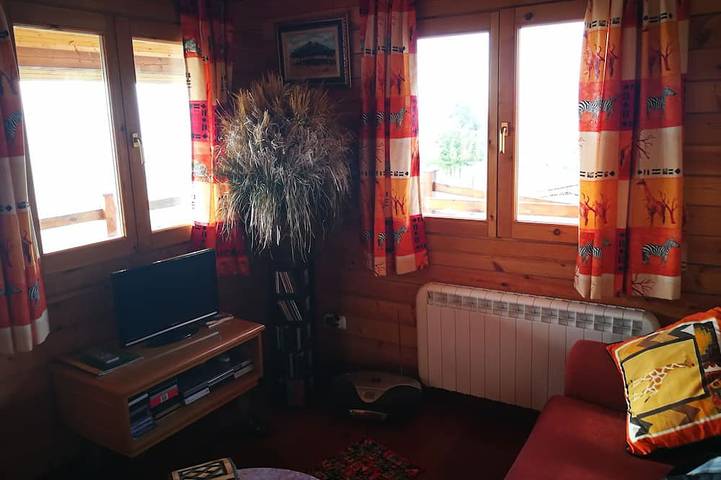 Belle maison en bois avec une vue imprenable in Valle de Losa, Chaîne Cantabrique
