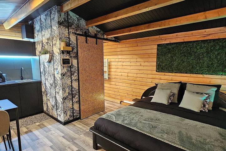 Chalet pour 2 personnes, avec jardin et terrasse