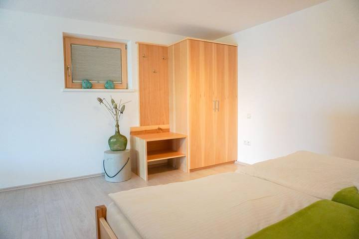 Ferienwohnung für 2 Personen, mit Ausblick und Terrasse in Hopferau - 4