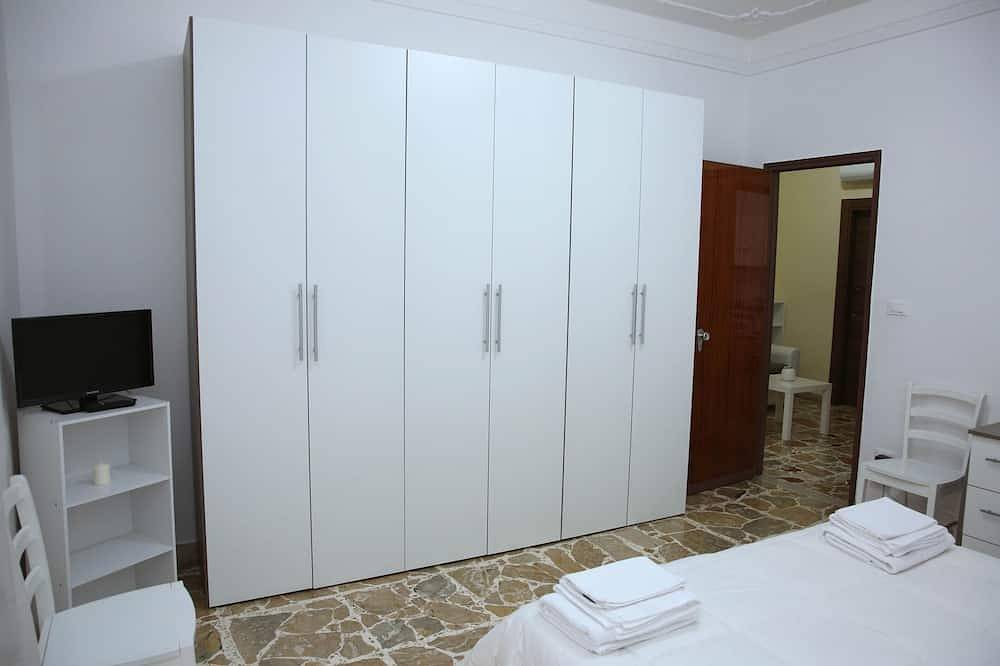 Appartamento intero, Accogliente Trilocale con Wi-Fi a Due Passi dal Mare in Capo Passero, Portopalo di Capo Passero