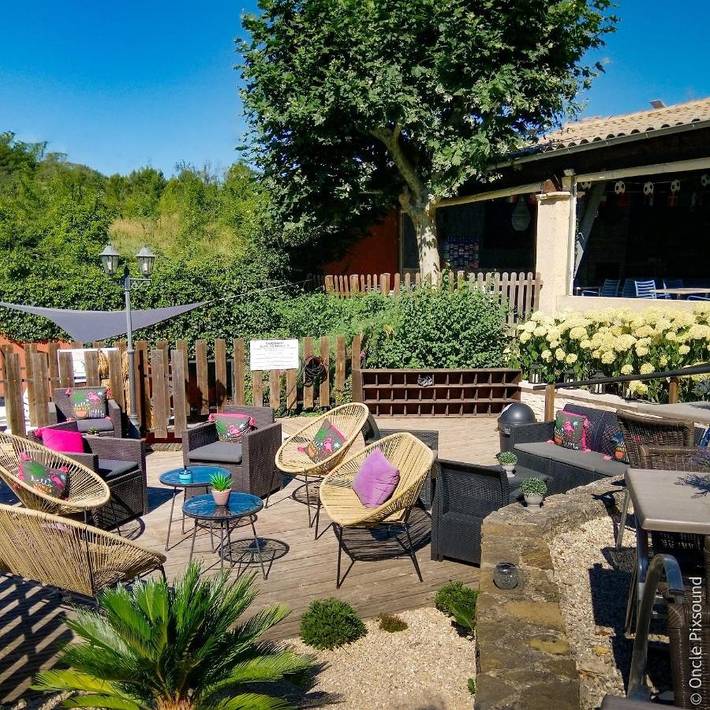 Camping pour 6 personnes, avec jardin ainsi que vue et piscine dans Drôme provençale - 2