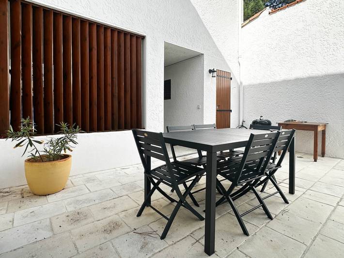 Location de vacances pour 6 personnes, avec terrasse dans Plage de la Palmyre - 2