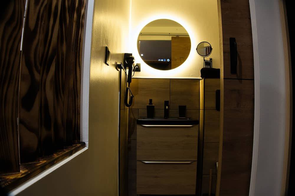 Entire apartment, Cocooningroom, Tain L'hermitage in Tain-l'Hermitage, Valence region